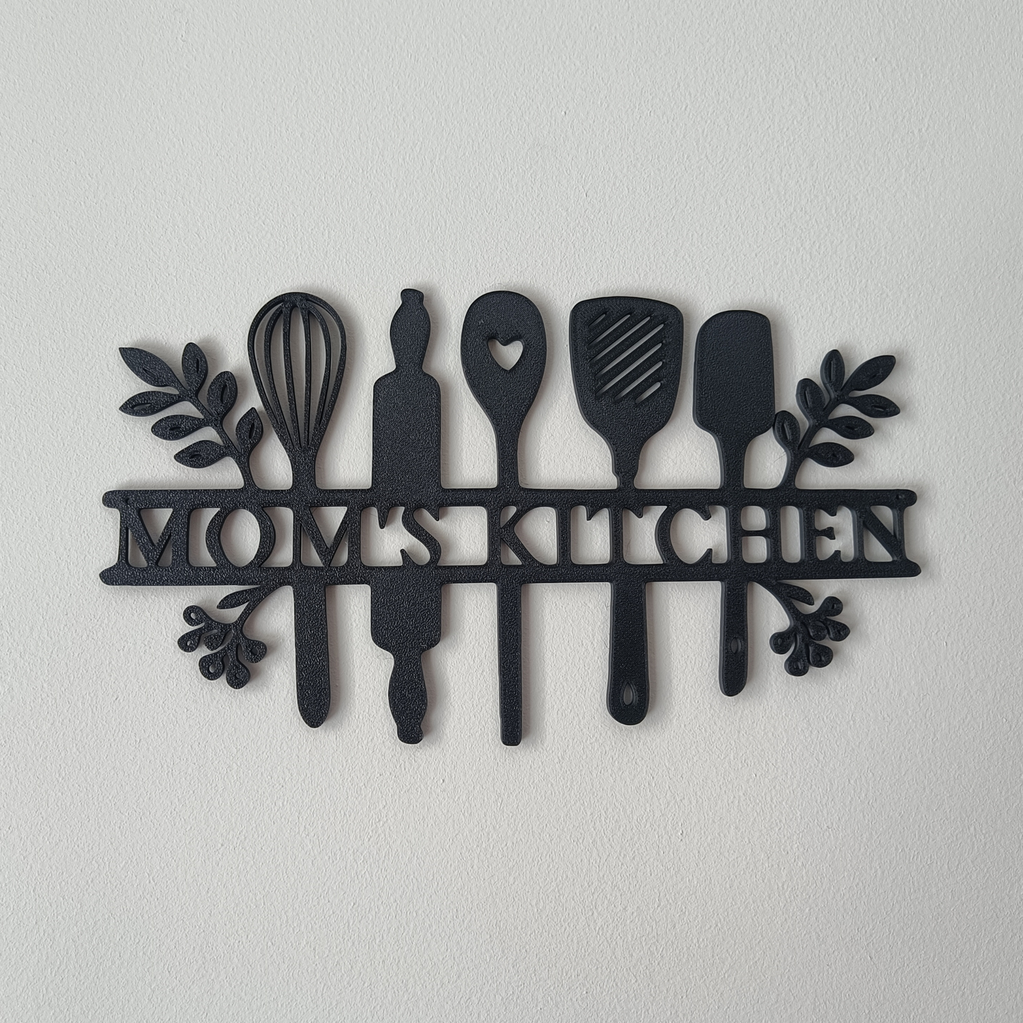 “Mom’s Kitchen” Wall Art – Black | Modern Kitchen Decor